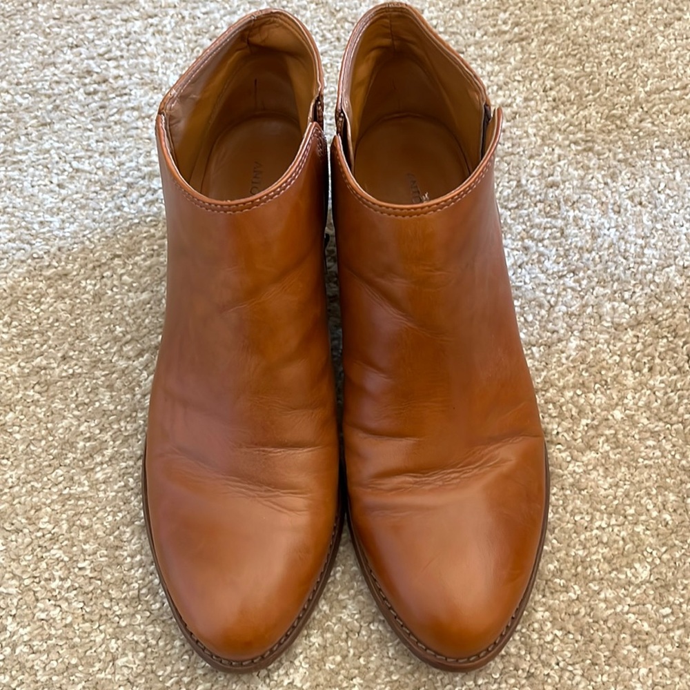 Antonio Melani distressed boot elastic & side zipperGUC see photos for condition